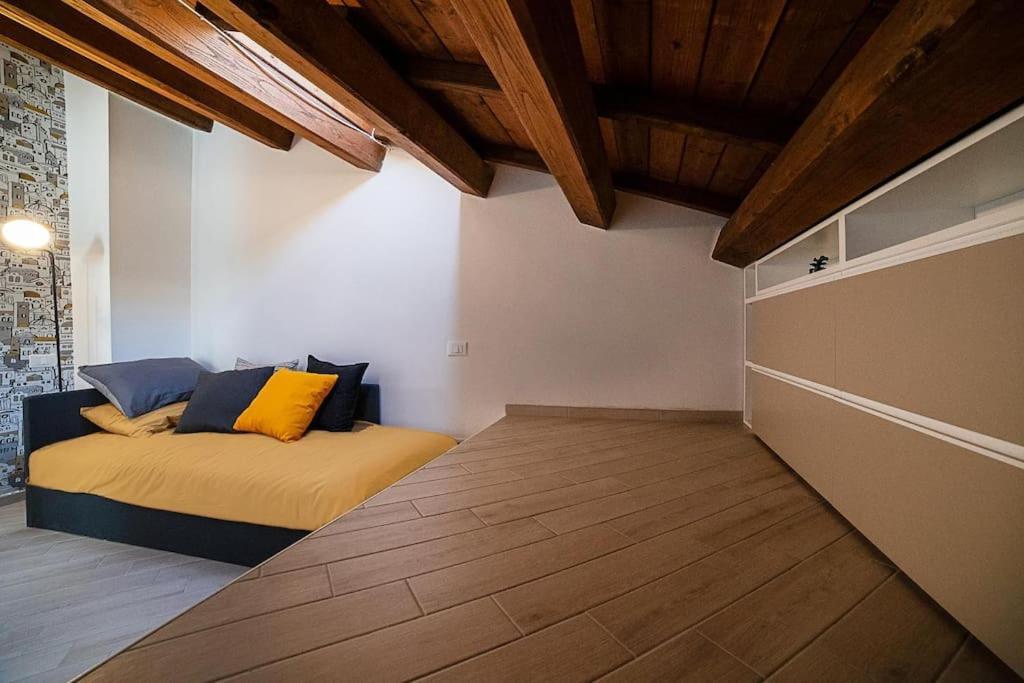 Appartamento Elegante E Moderno A 100 M Dal Duomo LʼAquila Kültér fotó